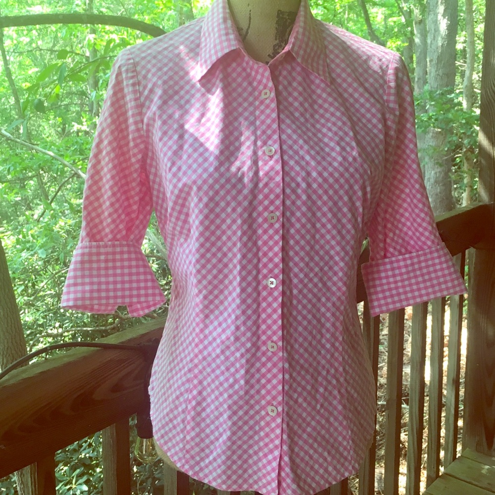 LillyPulitzer blouse.  So adorable!  🌸💕